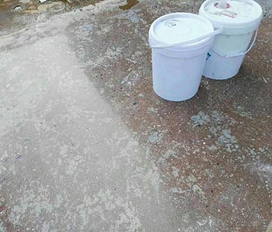 强酸腐蚀后的地坪用混凝土密封固化剂处理